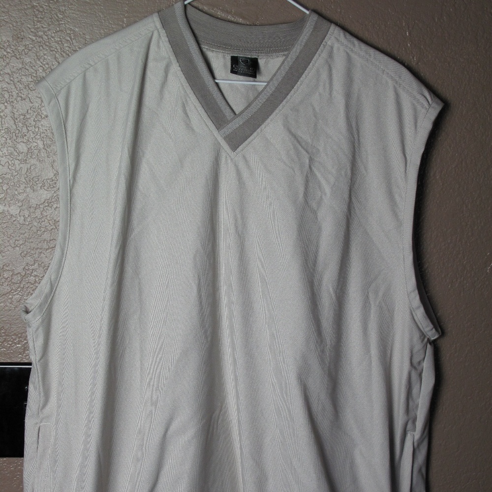 Nike Men's Golf Vest  Size- XL